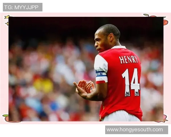 回顾历史上影响深远的足球明星与他们的传奇故事