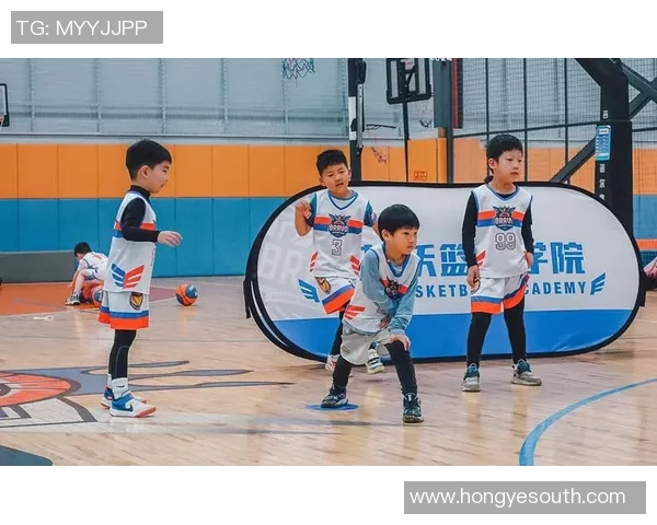 篮球明星adem的传奇之路:从少年梦想到职业巅峰的奋斗历程